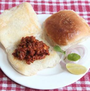 Nutrela Soya Kheema Pav